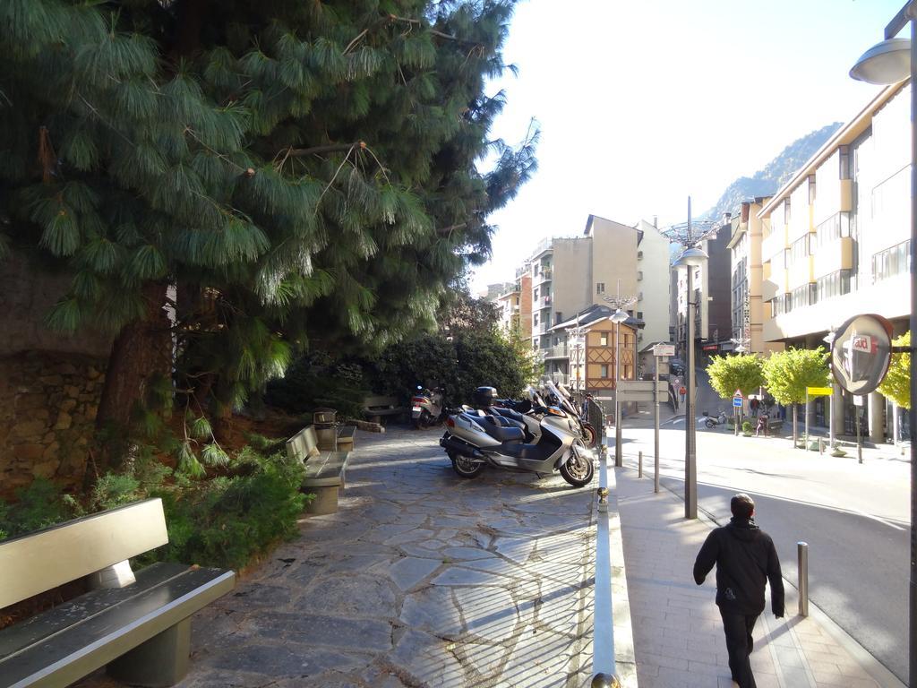 Hostal Cal Forner Hotel Andorra la Vella Buitenkant foto