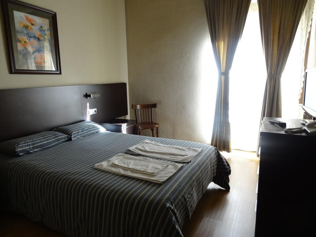 Hostal Cal Forner Hotel Andorra la Vella Buitenkant foto